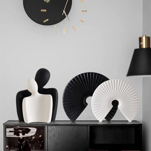 Ceramic Couple Statues for Home Décor Hugging Couple Figurines Office Décor - Picture 13 of 13